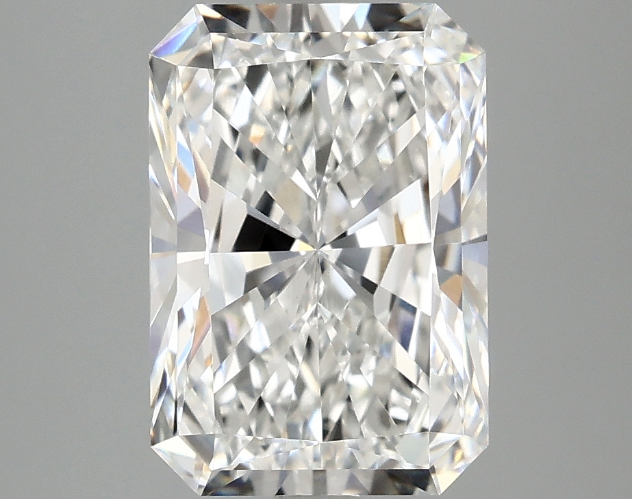 3.10 CT Radiant Diamond
