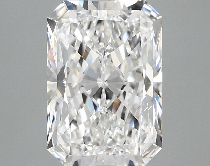 3.04 CT Radiant Diamond
