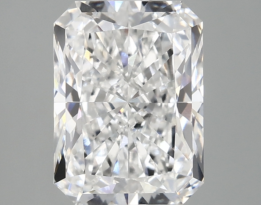 3.10 CT Radiant Diamond