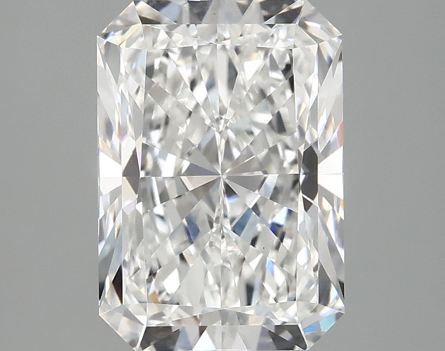 3.10 CT Radiant Diamond