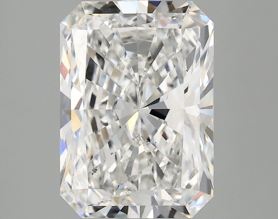 3.09 CT Radiant Diamond