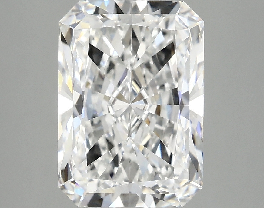 3.10 CT Radiant Diamond
