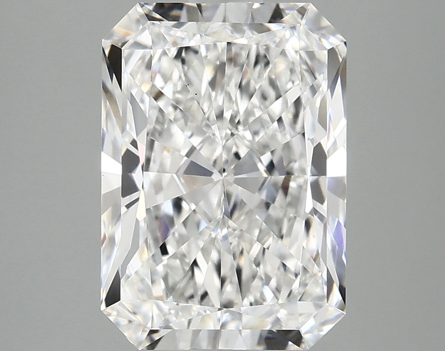 3.10 CT Radiant Diamond