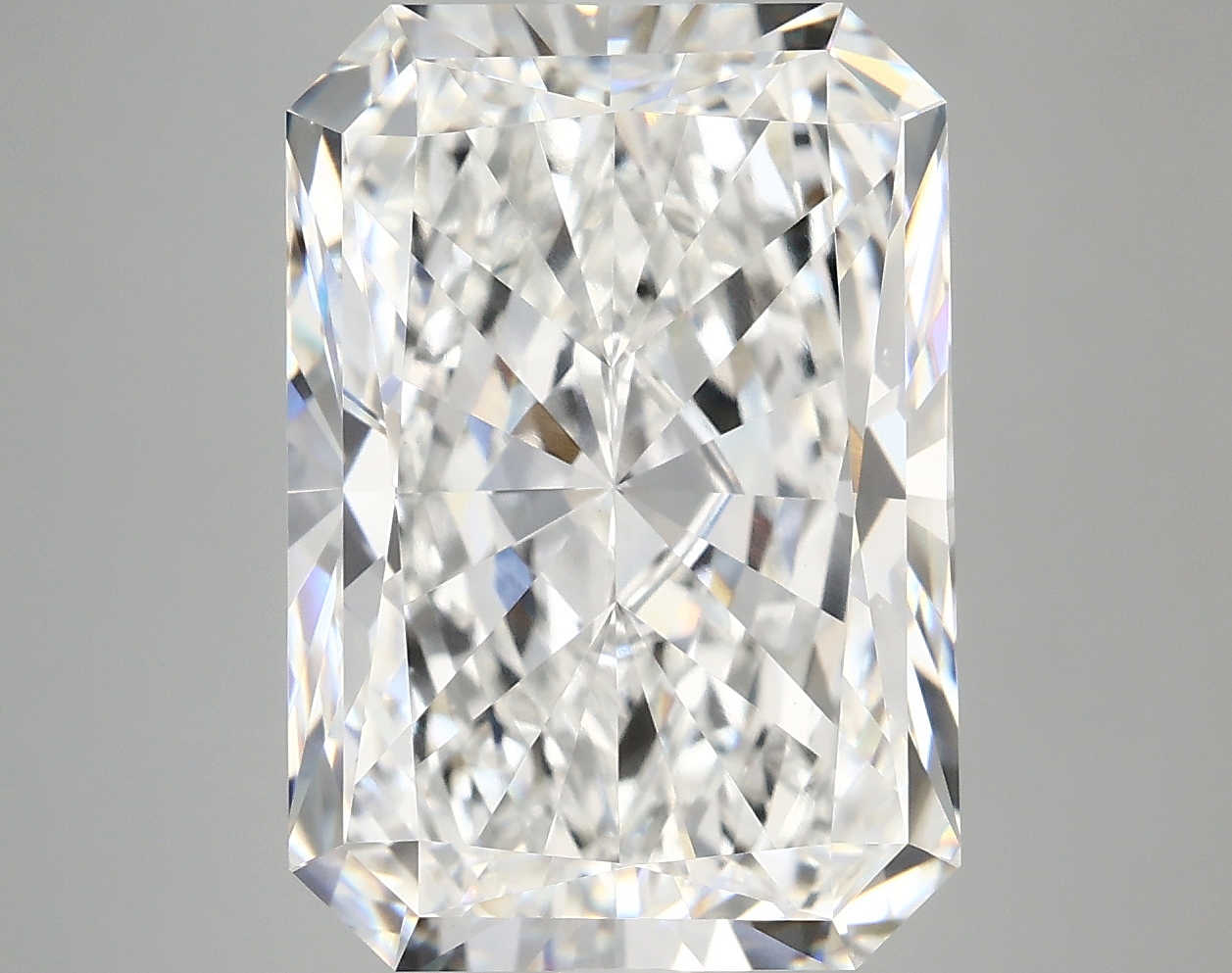 8.26 CT Radiant Diamond
