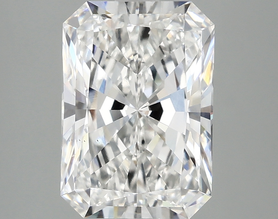 3.08 CT Radiant Diamond
