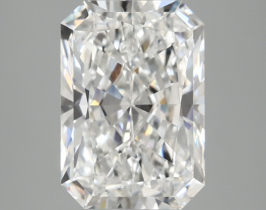 3.10 CT Radiant Diamond