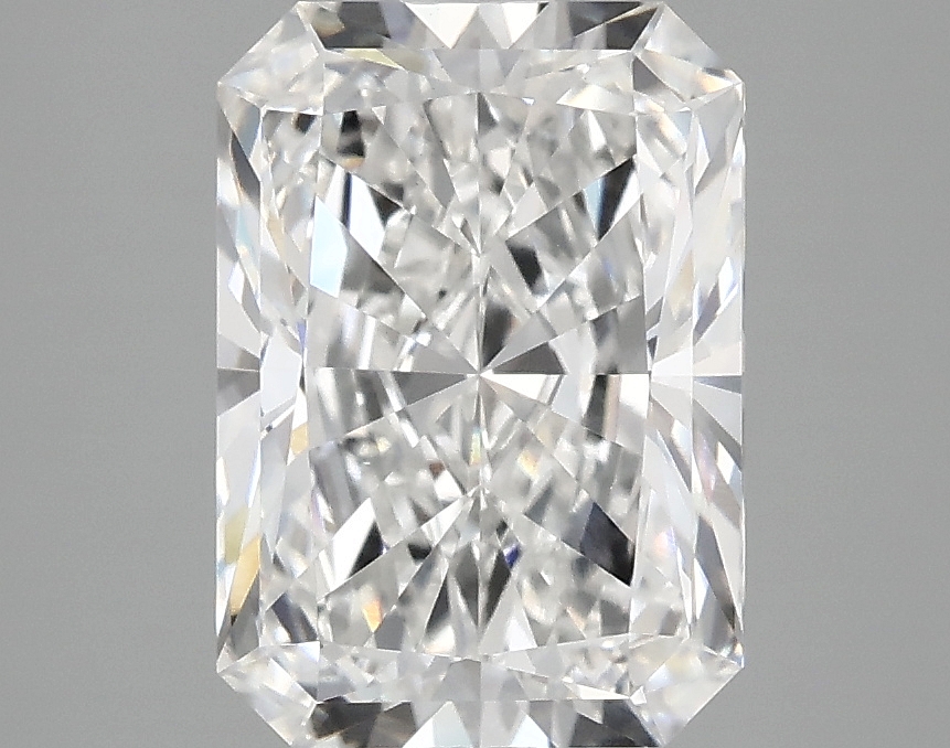 3.10 CT Radiant Diamond