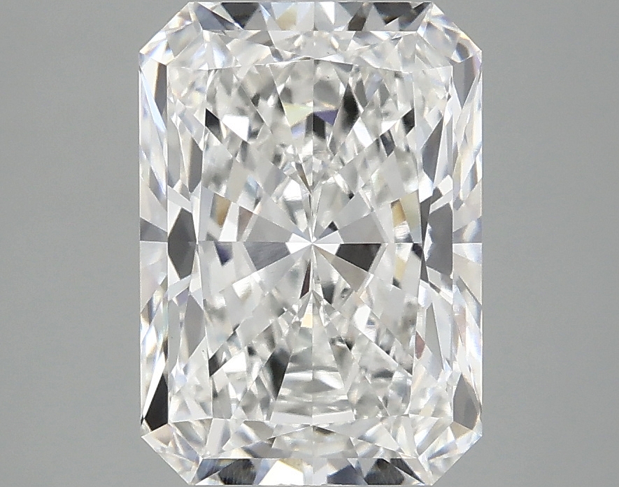 3.10 CT Radiant Diamond