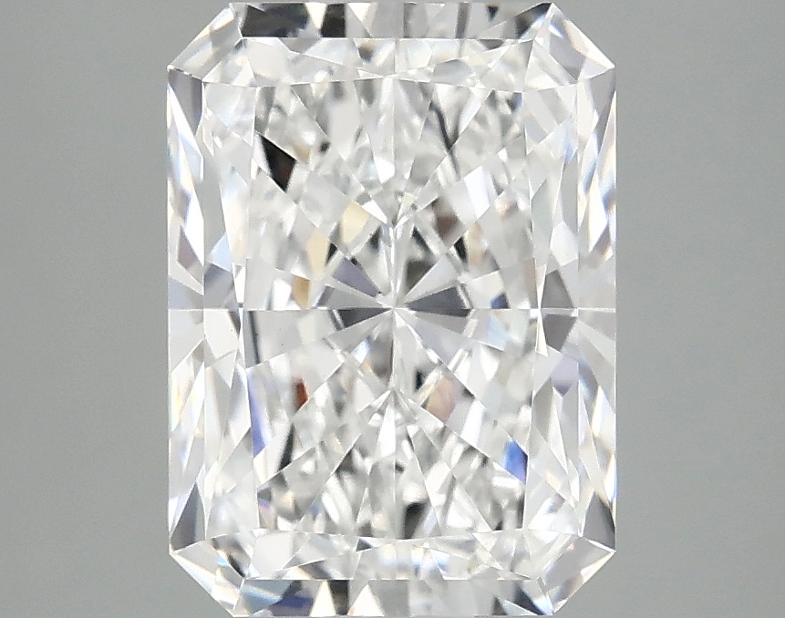 3.10 CT Radiant Diamond