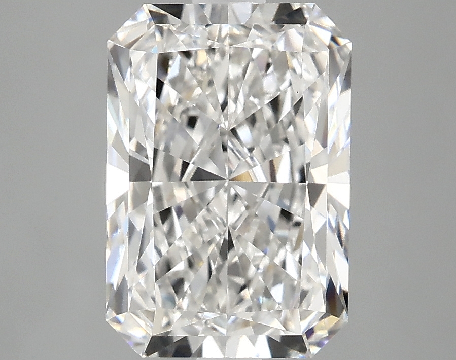 3.02 CT Radiant Diamond