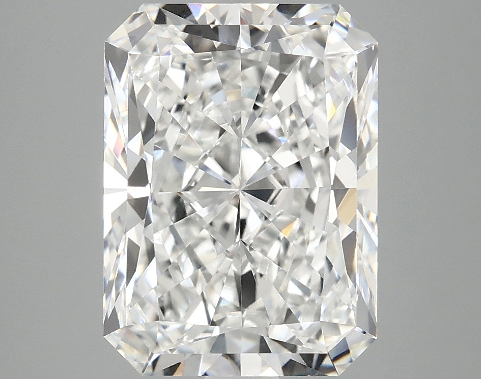 4.00 CT Radiant Diamond