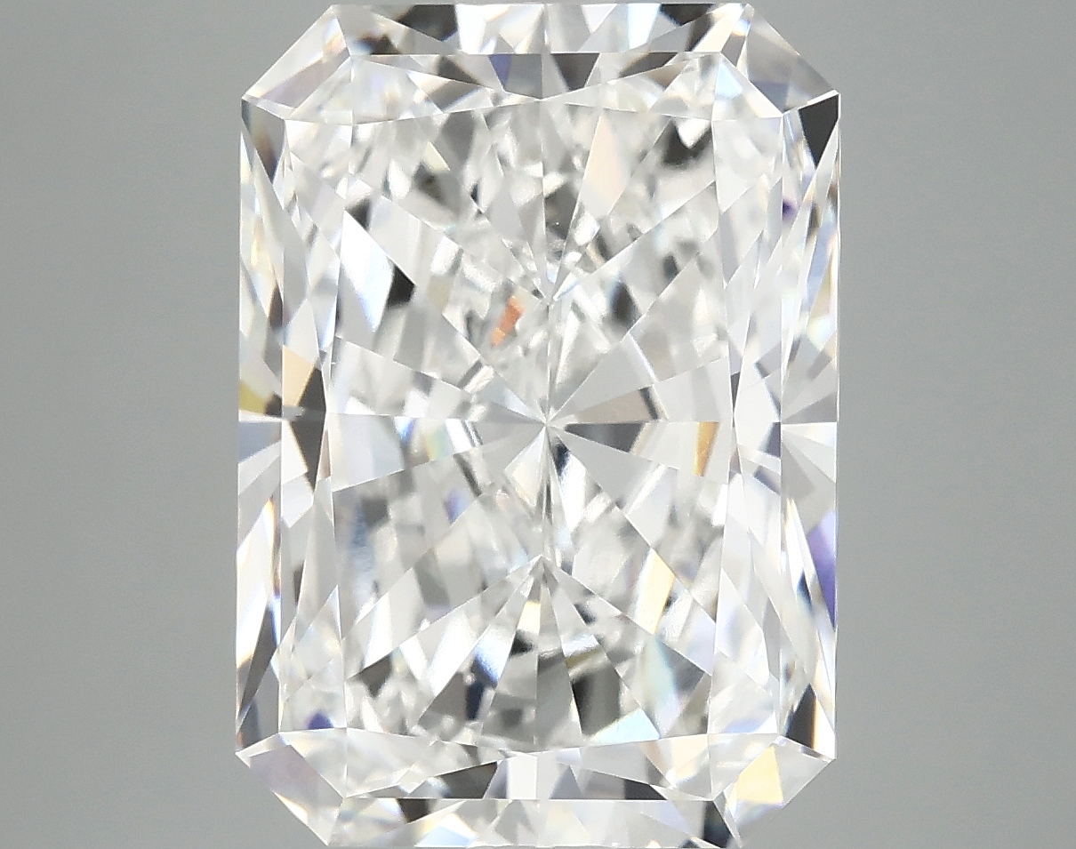 8.53 CT Radiant Diamond