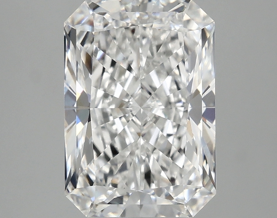 3.08 CT Radiant Diamond