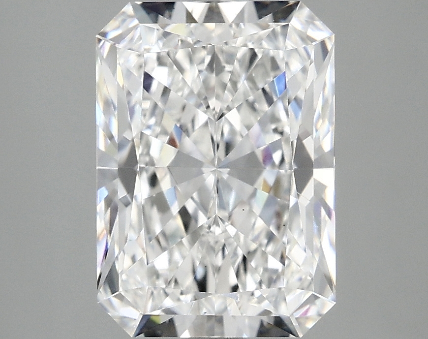 3.10 CT Radiant Diamond