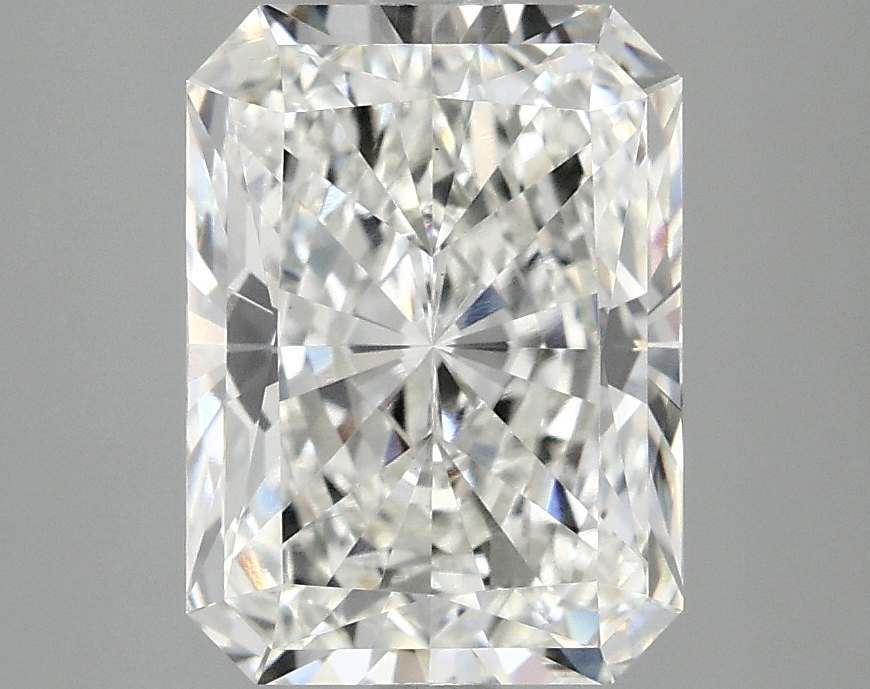 3.10 CT Radiant Diamond