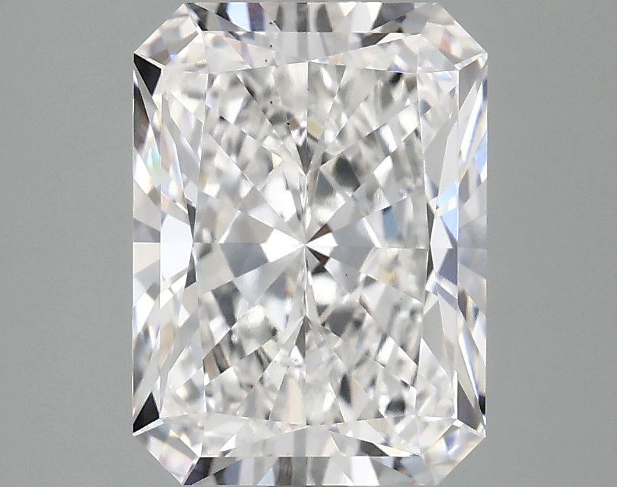 3.10 CT Radiant Diamond