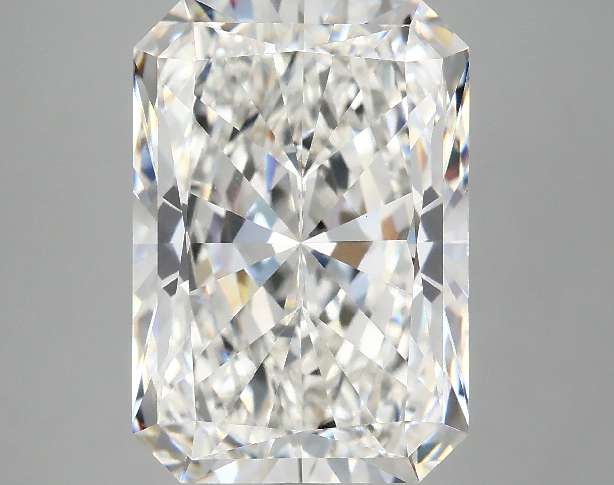 8.92 CT Radiant Diamond