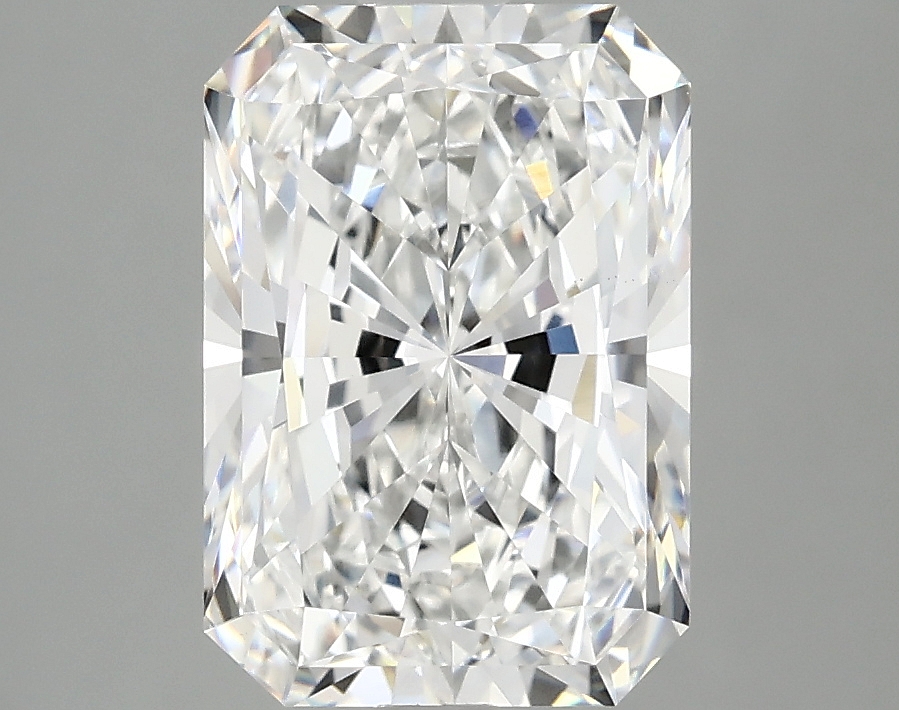 3.08 CT Radiant Diamond