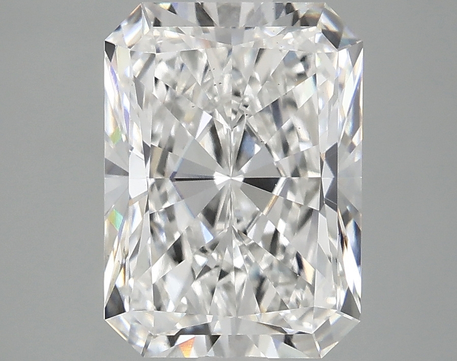 3.01 CT Radiant Diamond