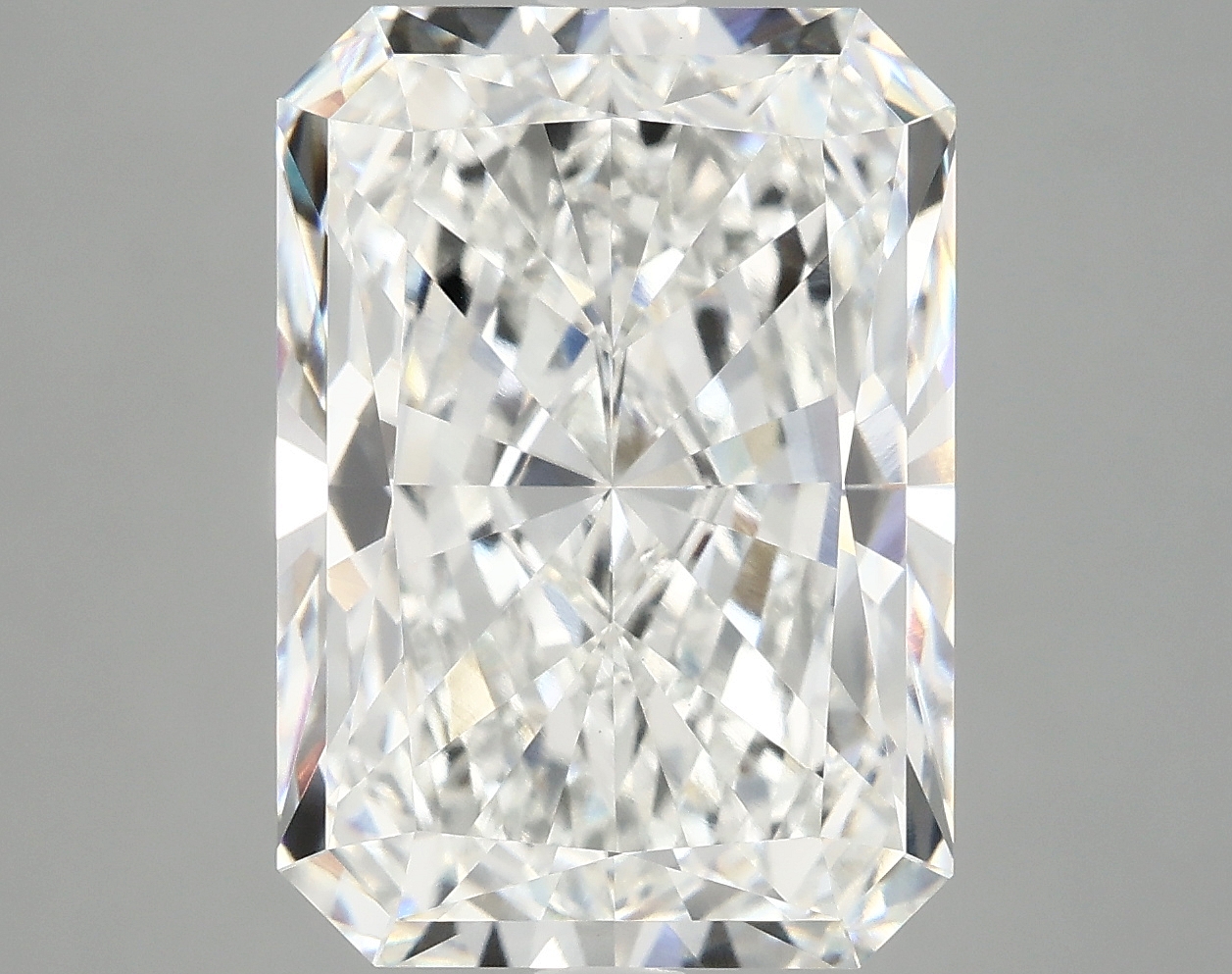 8.22 CT Radiant Diamond