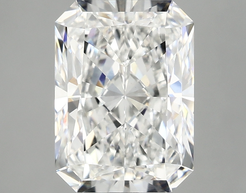 3.10 CT Radiant Diamond