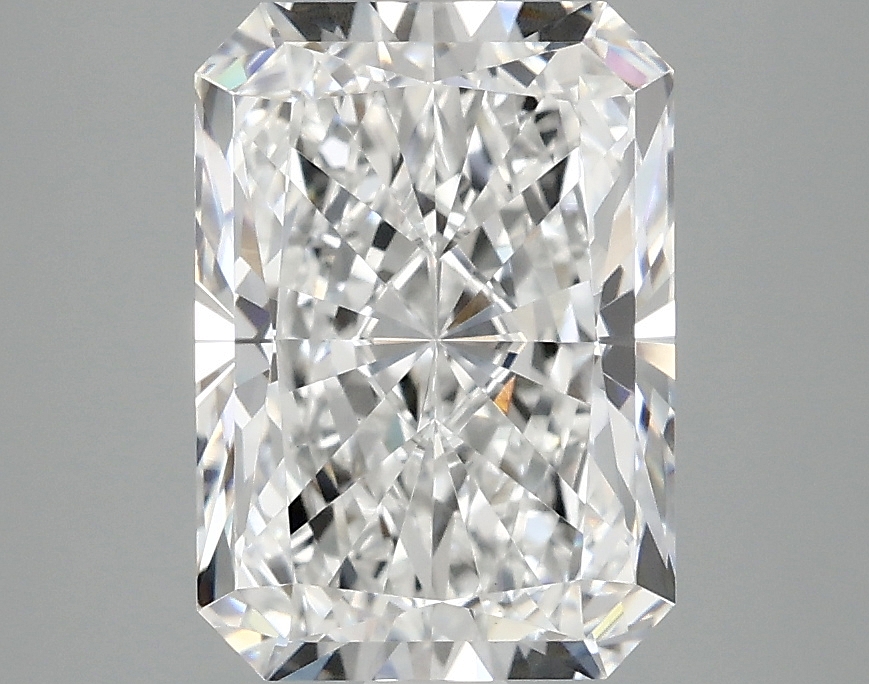 3.09 CT Radiant Diamond
