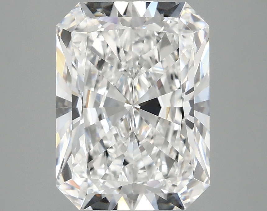 3.10 CT Radiant Diamond