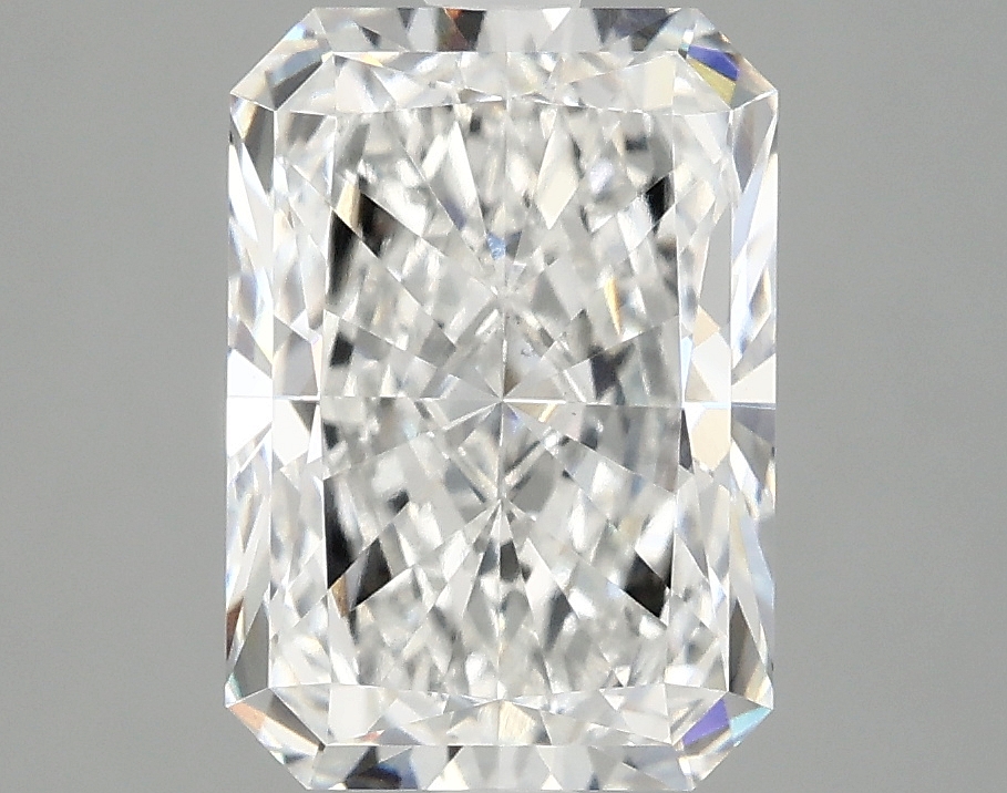 3.10 CT Radiant Diamond