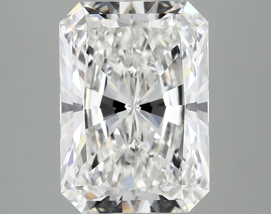 3.10 CT Radiant Diamond
