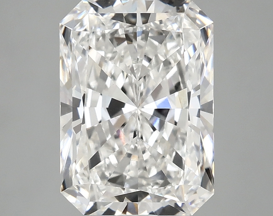 3.09 CT Radiant Diamond