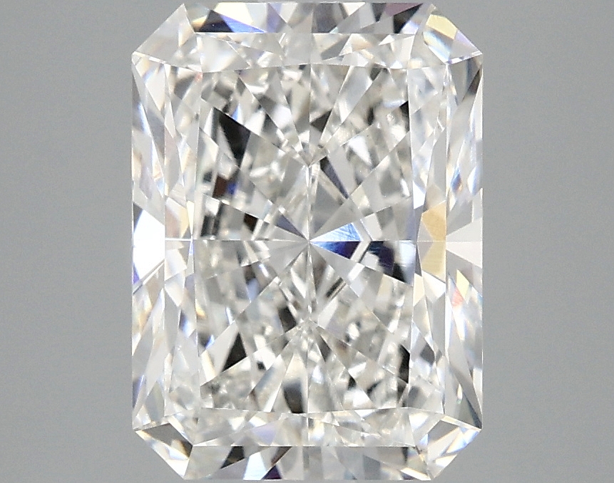 3.10 CT Radiant Diamond