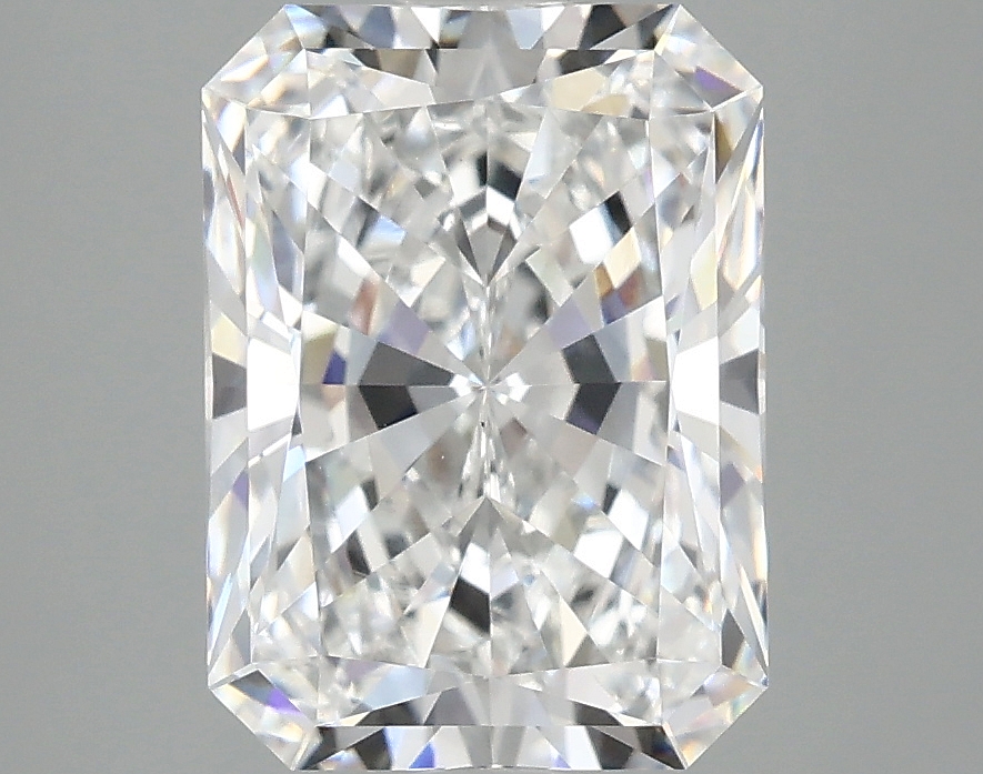 3.10 CT Radiant Diamond