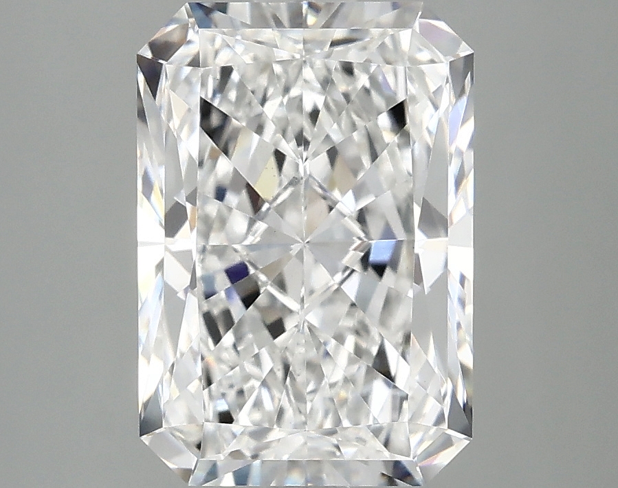 3.10 CT Radiant Diamond