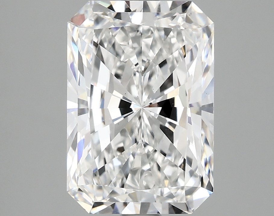 3.10 CT Radiant Diamond