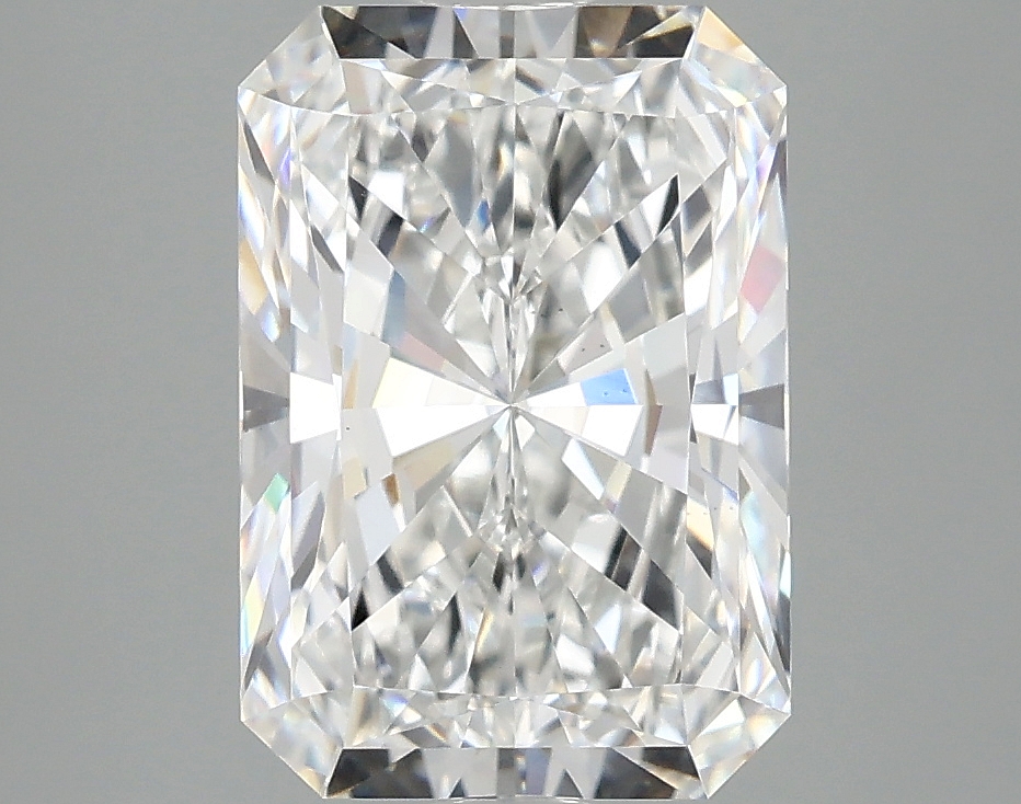 3.10 CT Radiant Diamond