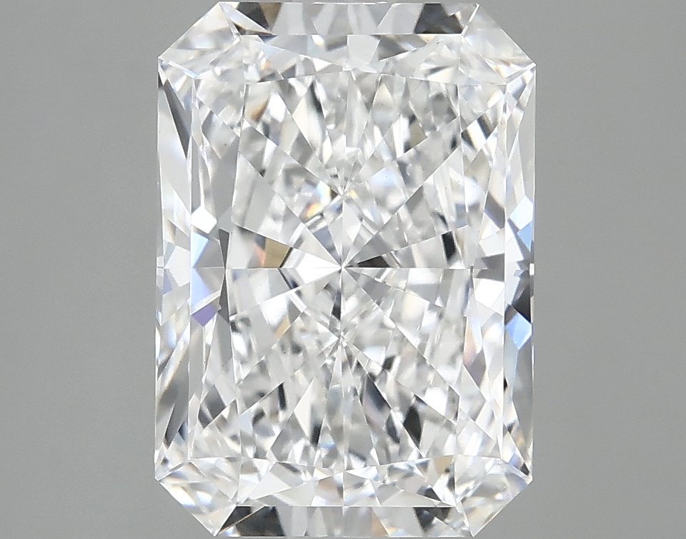 3.10 CT Radiant Diamond
