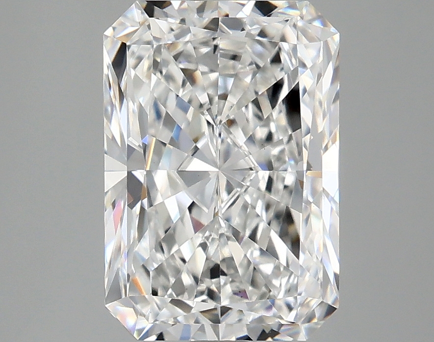 3.01 CT Radiant Diamond