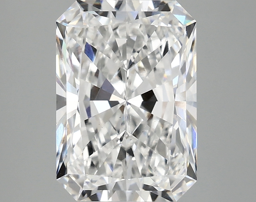 3.10 CT Radiant Diamond