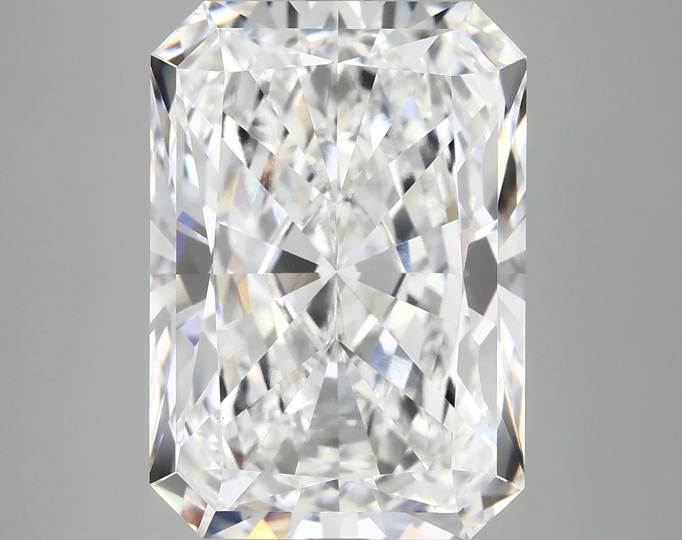 10.31 CT Radiant Diamond