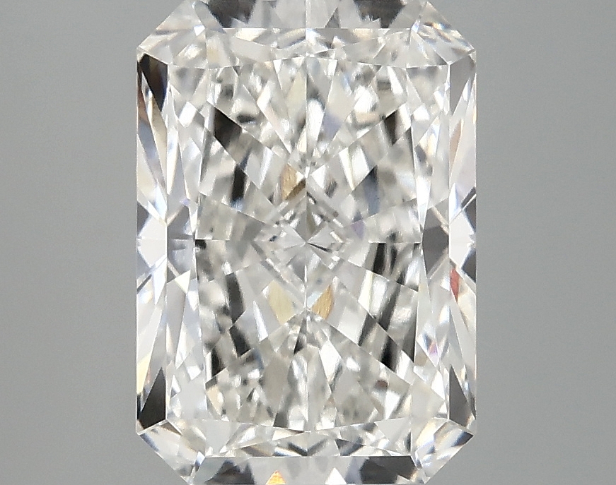 3.10 CT Radiant Diamond