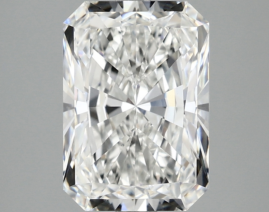 3.10 CT Radiant Diamond