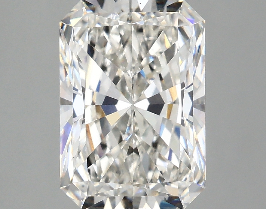 3.10 CT Radiant Diamond