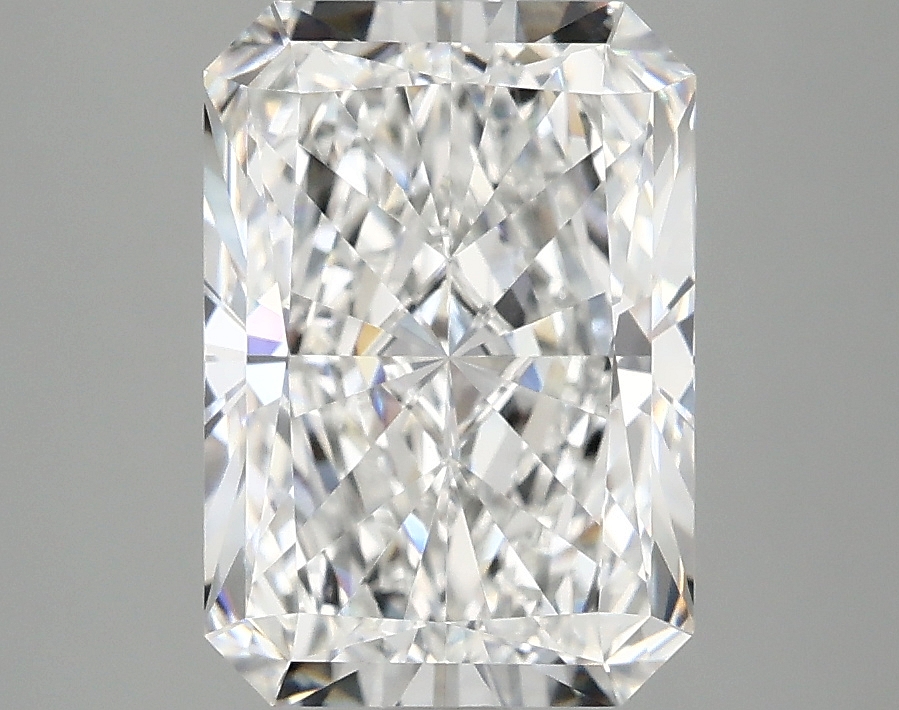 3.10 CT Radiant Diamond