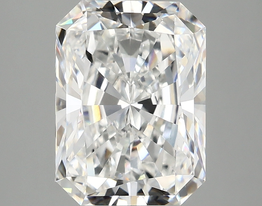 3.01 CT Radiant Diamond