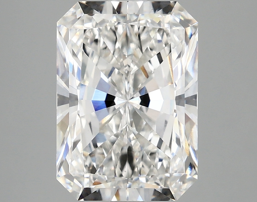 3.10 CT Radiant Diamond