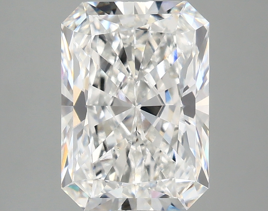 3.10 CT Radiant Diamond