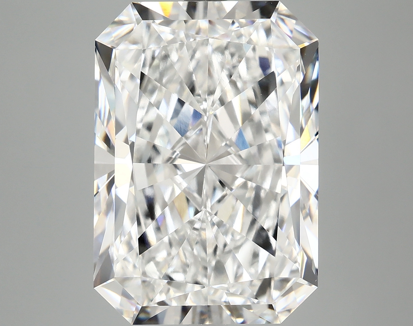 9.73 CT Radiant Diamond