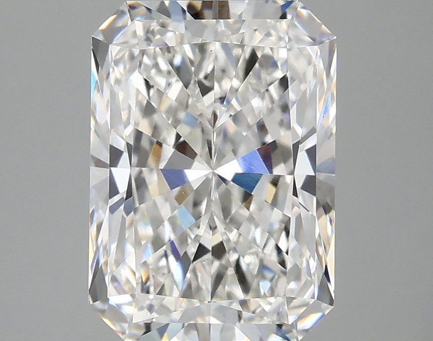 3.10 CT Radiant Diamond