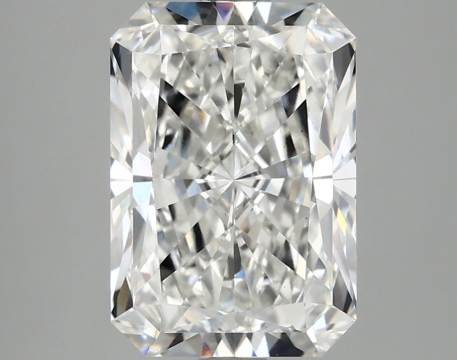 3.10 CT Radiant Diamond