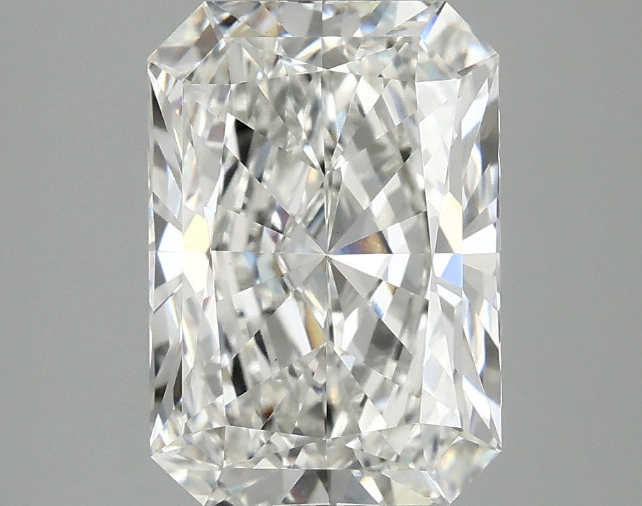 3.10 CT Radiant Diamond